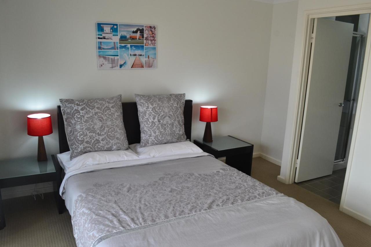 North Coogee Beach House Fremantle Buitenkant foto