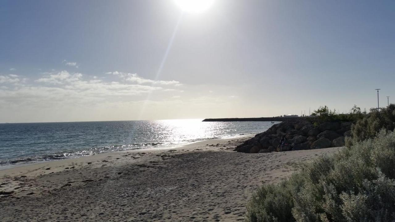 North Coogee Beach House Fremantle Buitenkant foto