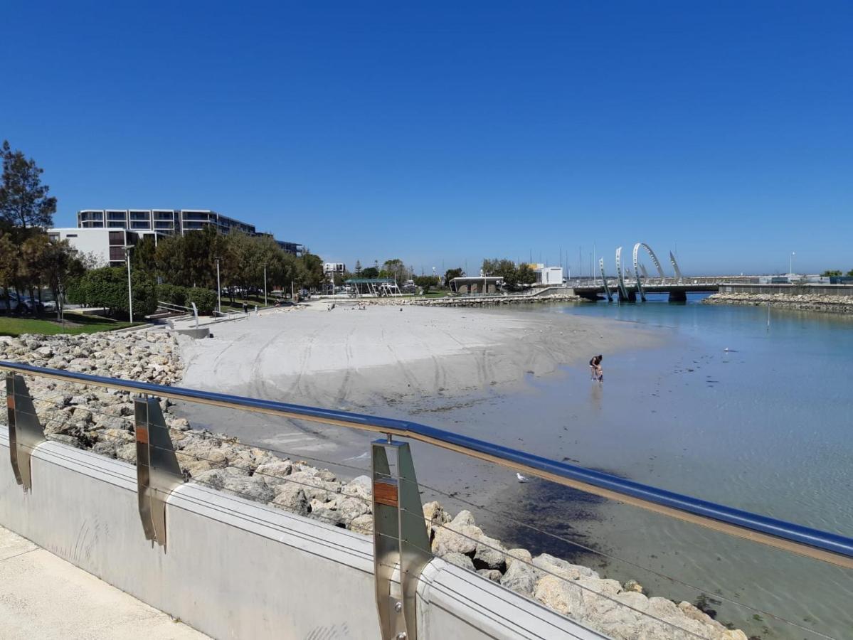 North Coogee Beach House Fremantle Buitenkant foto